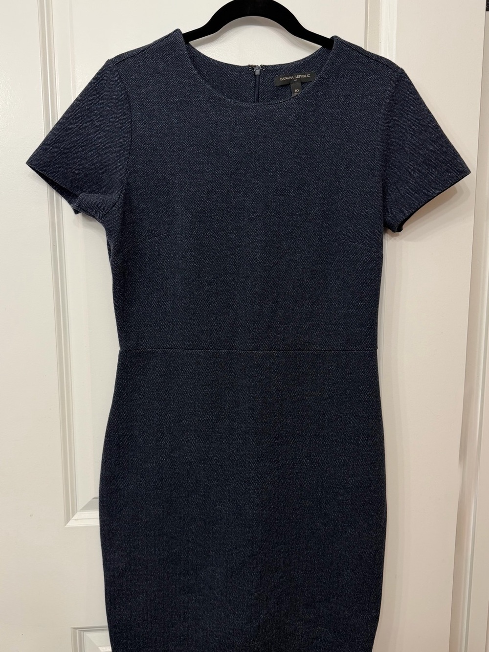 Banana Republic Dark Navy Short-Sleeve Sheath Dress